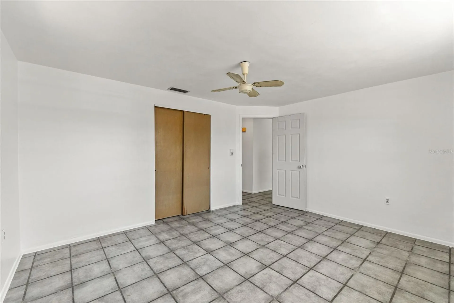 1050 Saxon Lane Holiday FL 34691