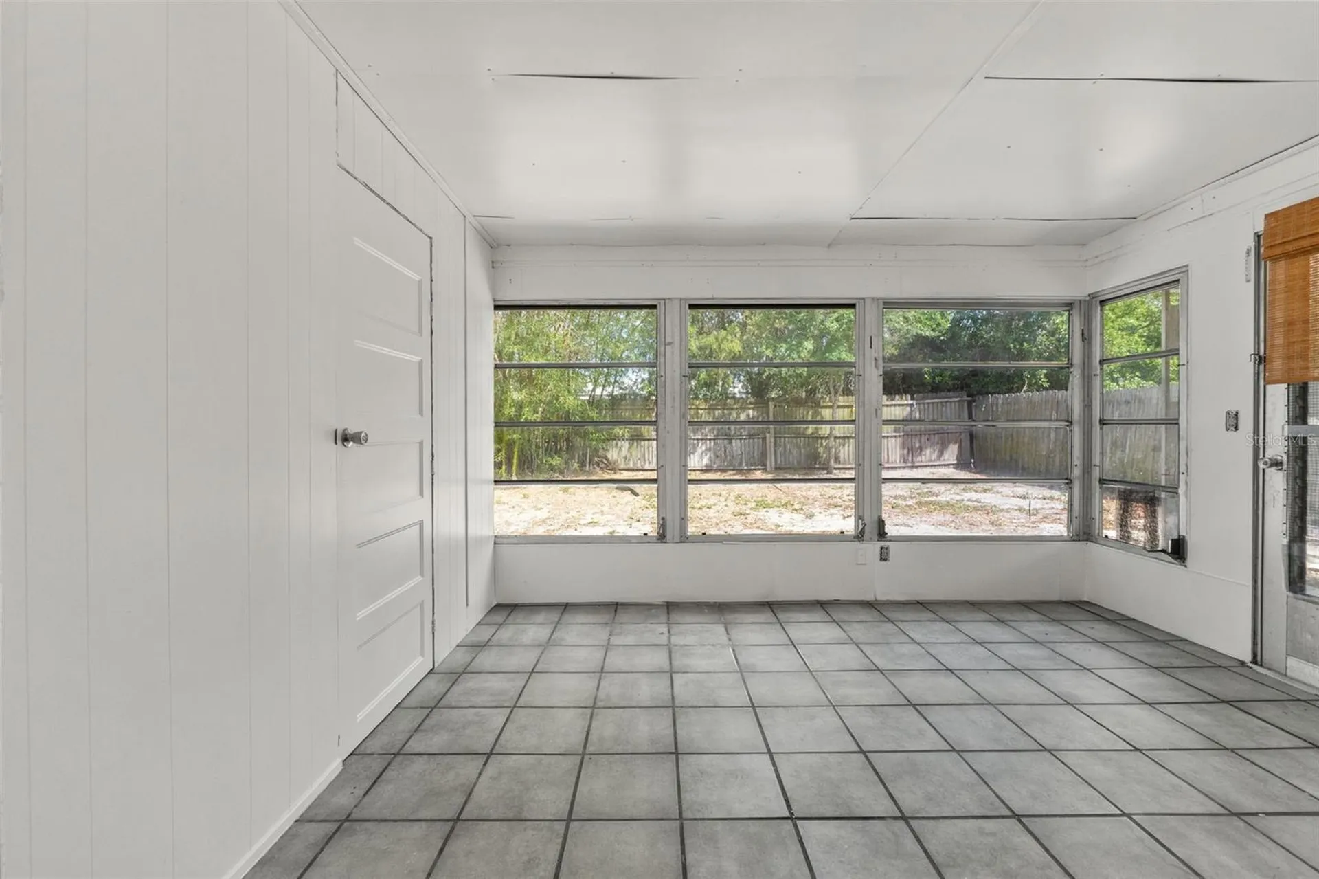 1050 Saxon Lane Holiday FL 34691