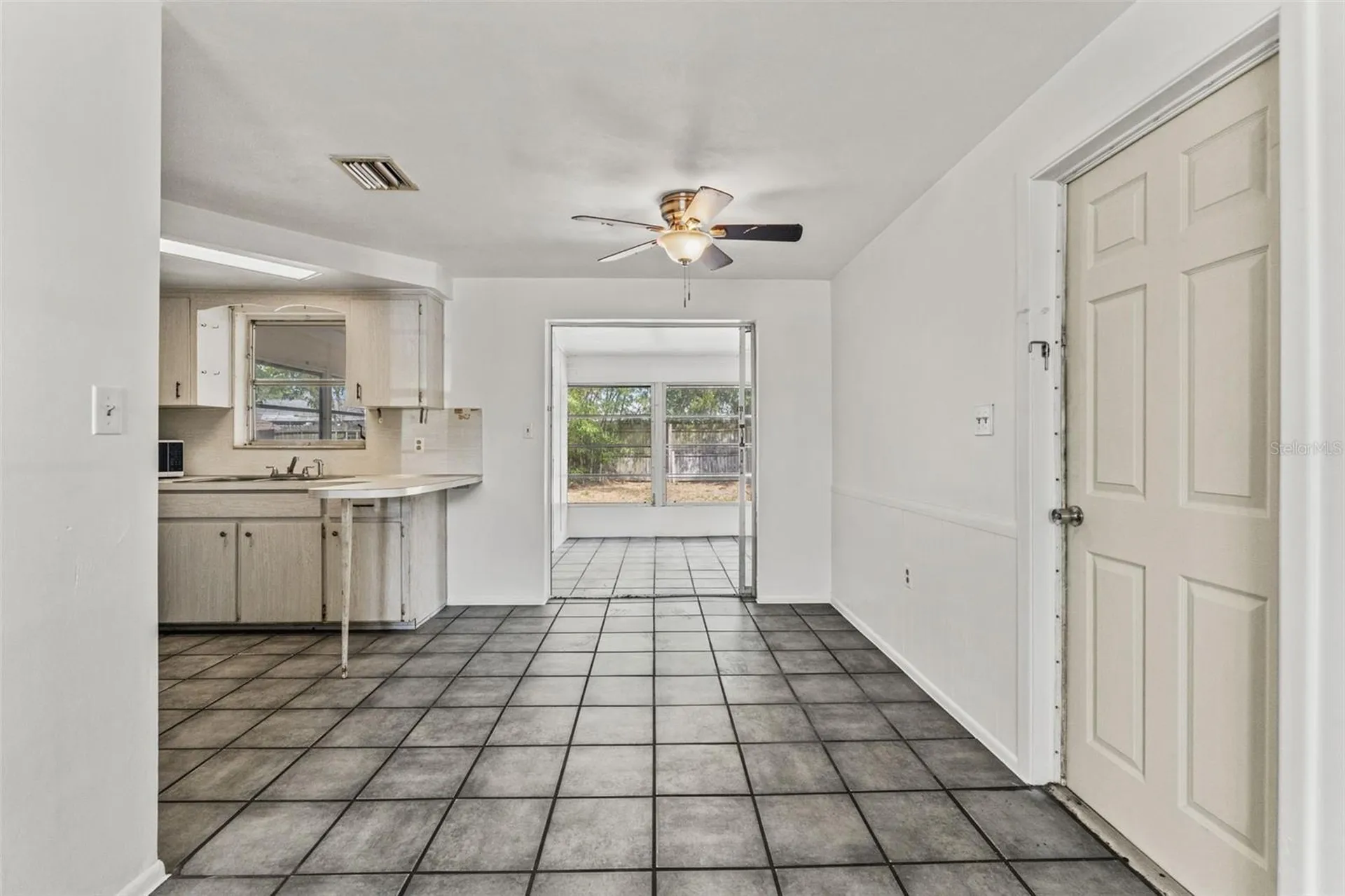1050 Saxon Lane Holiday FL 34691