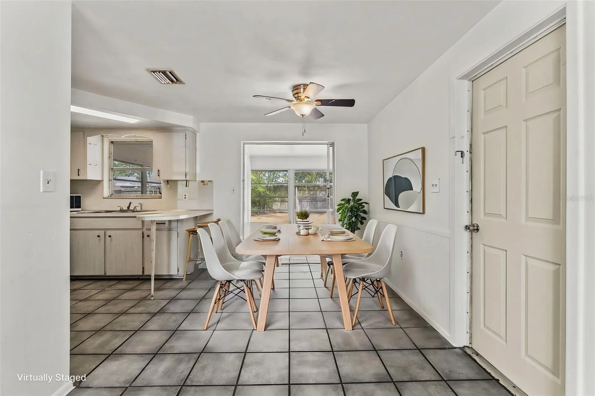 1050 Saxon Lane Holiday FL 34691
