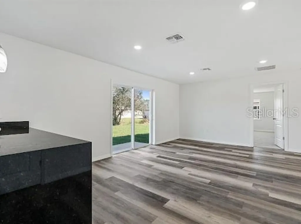 102 Sail Way Kissimmee FL 34759