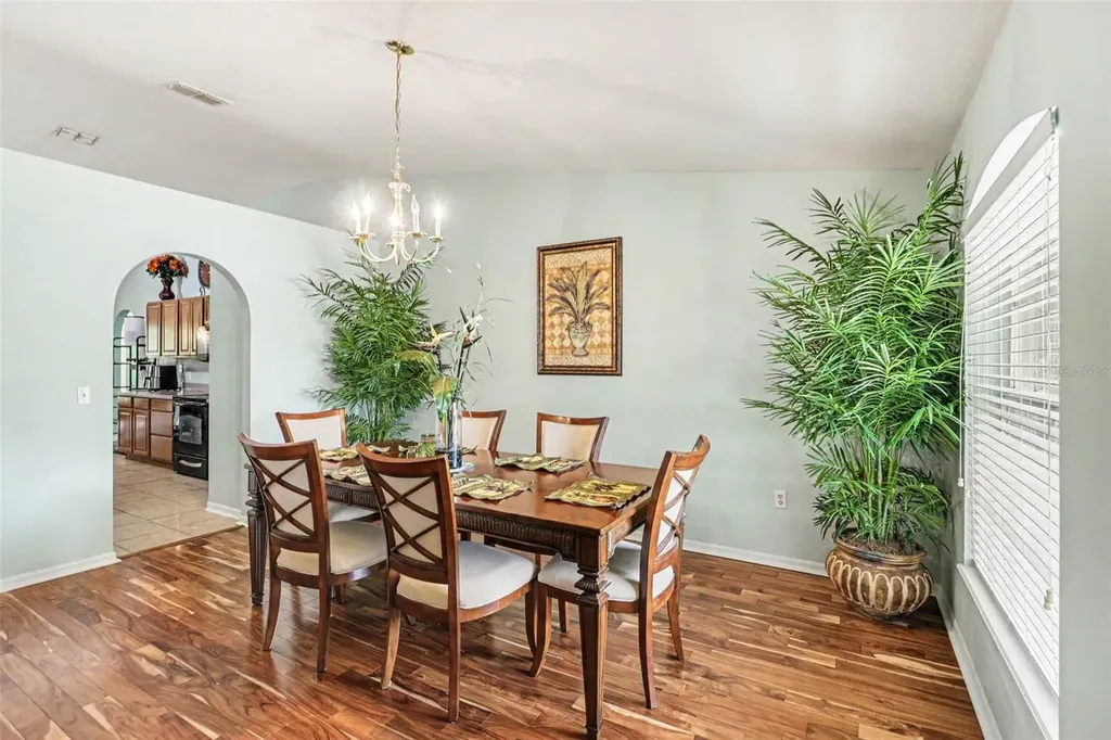 100 Festive Court Chuluota FL 32766