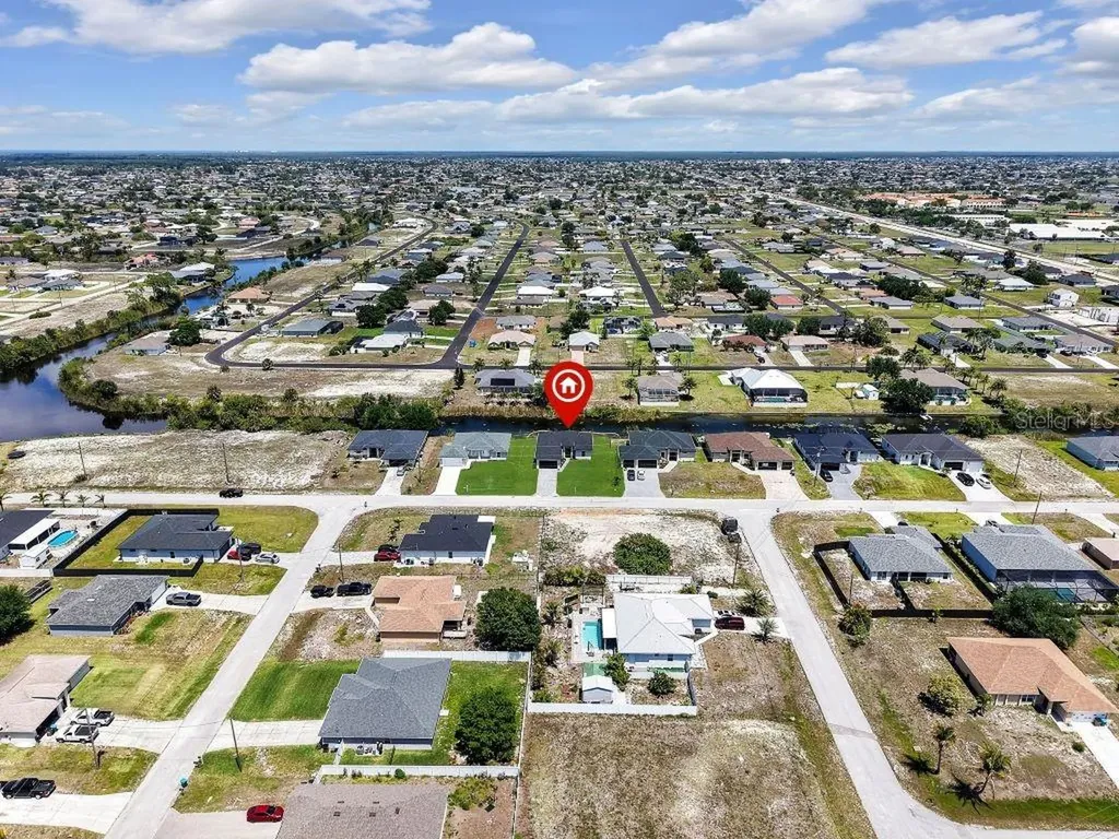 1721 NW 2nd Street Cape Coral FL 33993