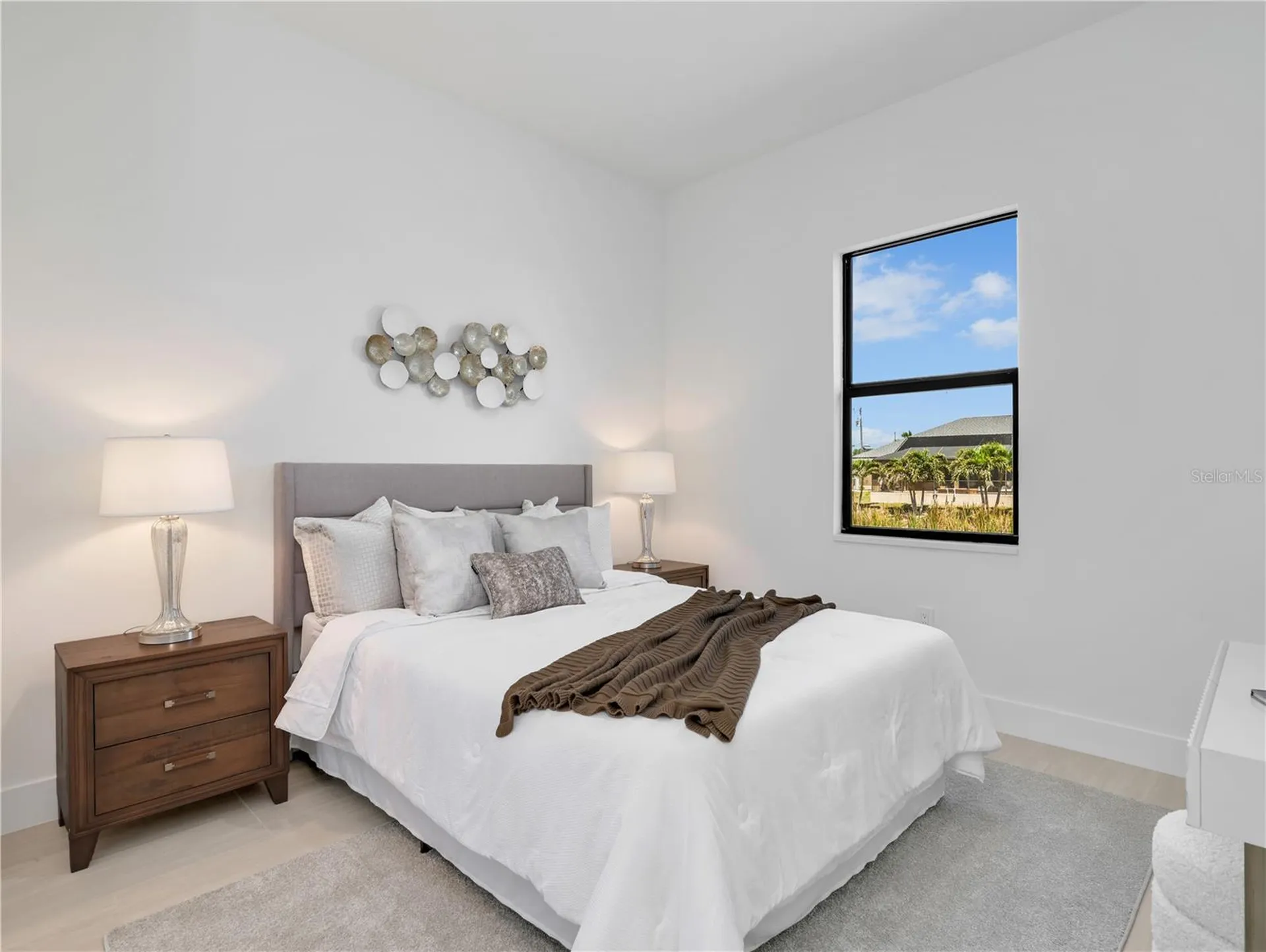 1721 NW 2nd Street Cape Coral FL 33993