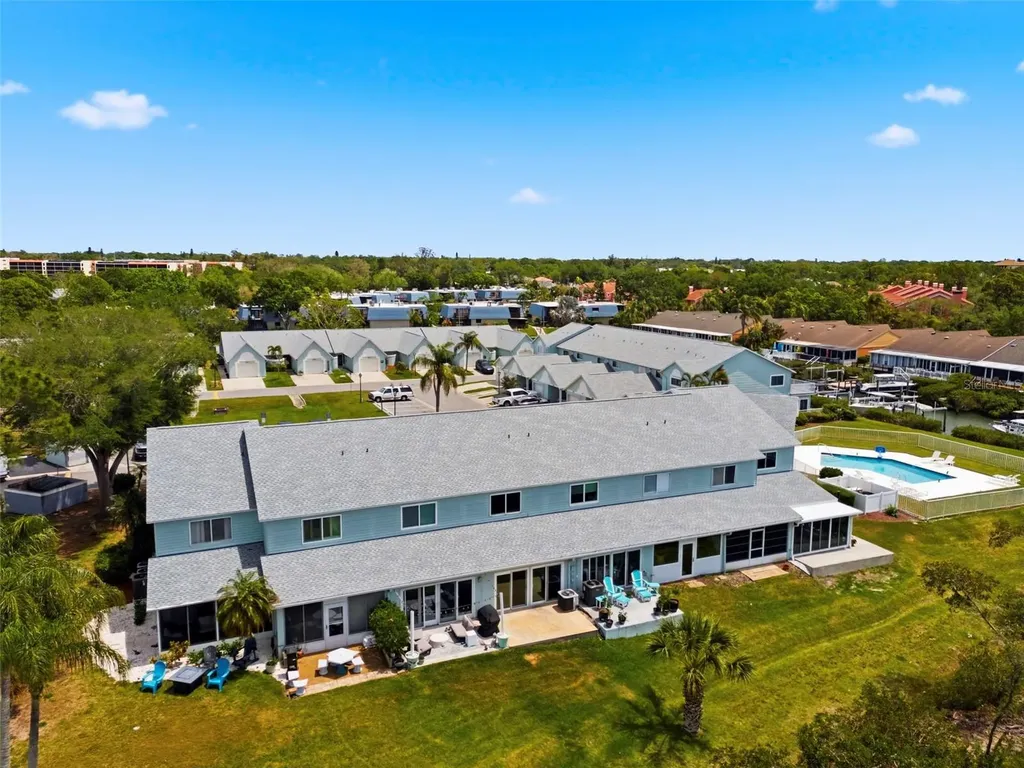 9438 Tara Cay Court Seminole FL 33776