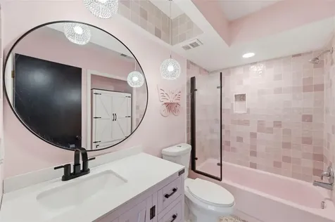 9438 Tara Cay Court Seminole FL 33776