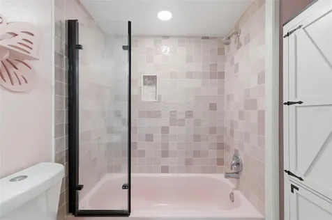 9438 Tara Cay Court Seminole FL 33776