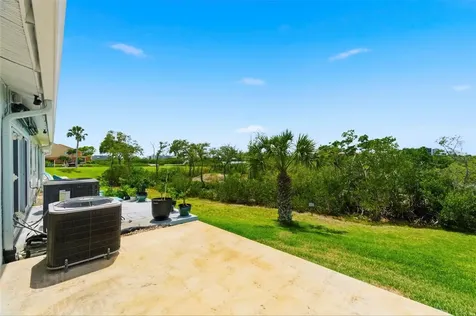 9438 Tara Cay Court Seminole FL 33776