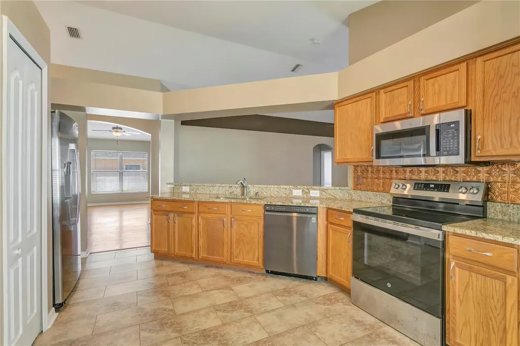 2617 Buckhorn Preserve Boulevard Valrico FL 33596