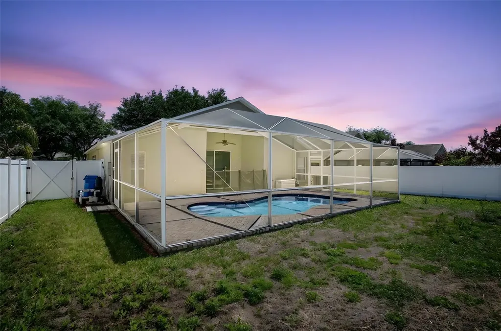 2617 Buckhorn Preserve Boulevard Valrico FL 33596