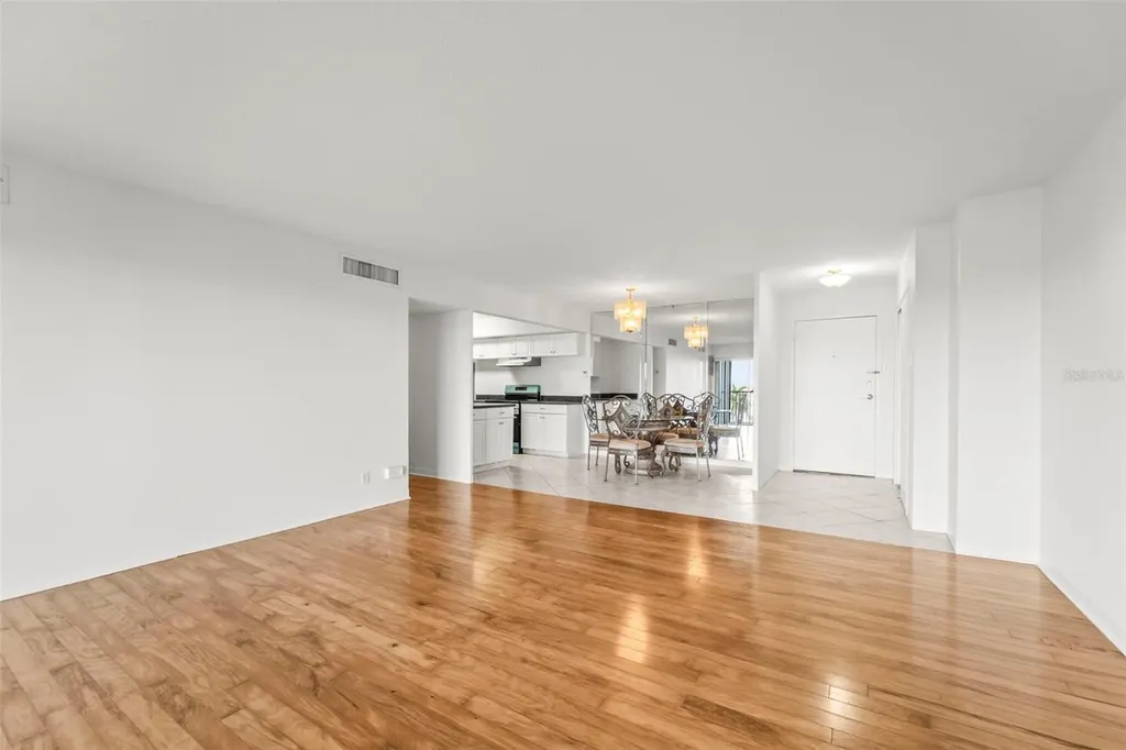 10355 Paradise Boulevard Treasure Island FL 33706