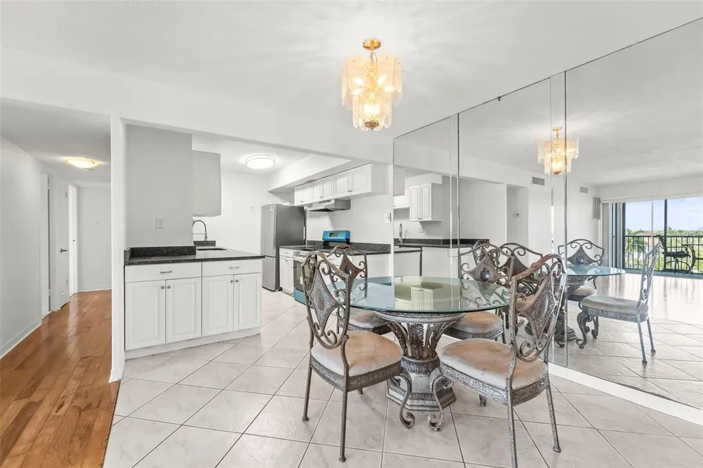 10355 Paradise Boulevard Treasure Island FL 33706