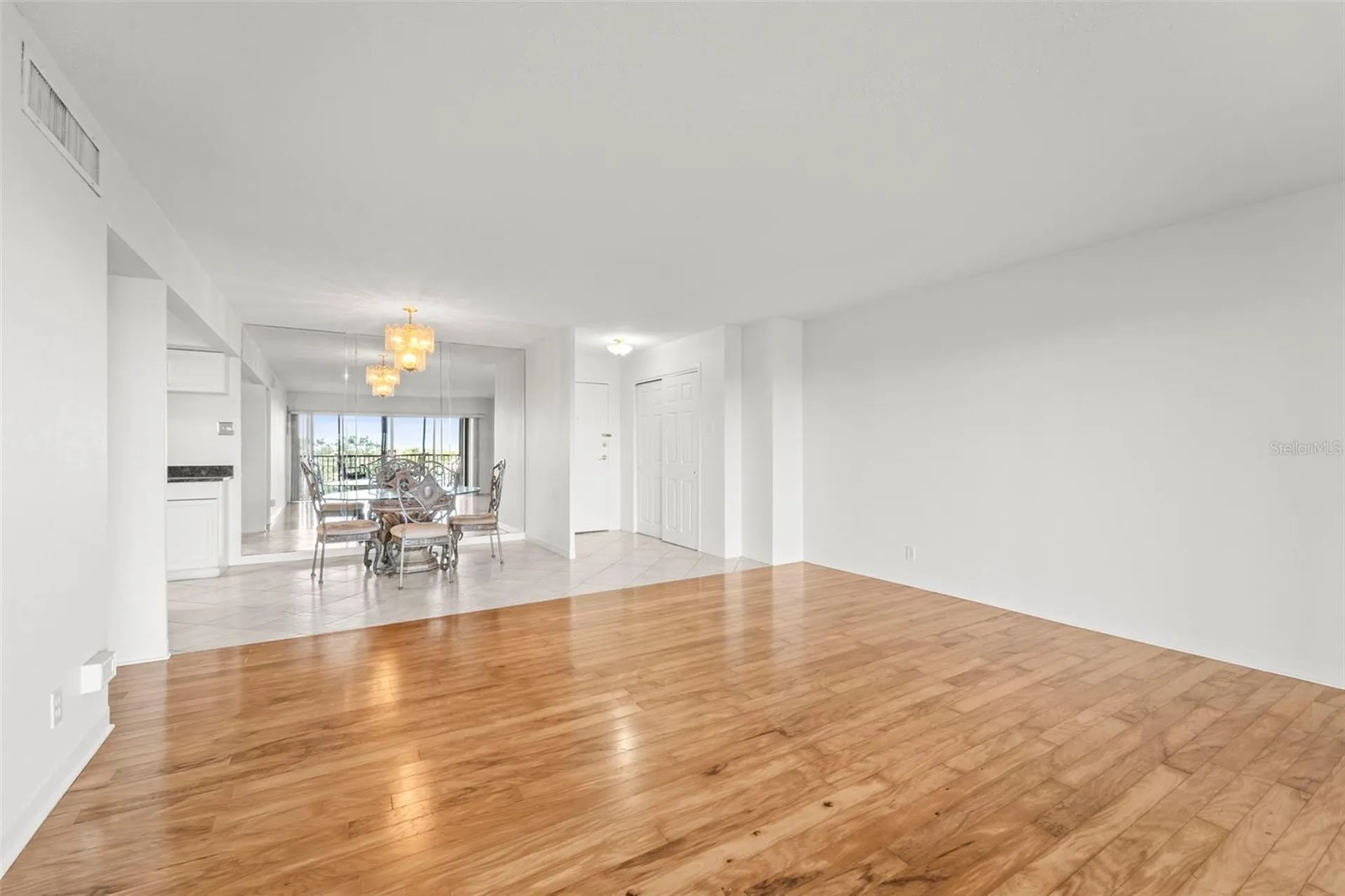 10355 Paradise Boulevard Treasure Island FL 33706