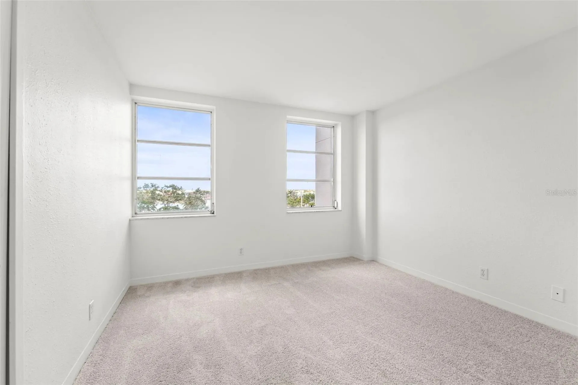 10355 Paradise Boulevard Treasure Island FL 33706