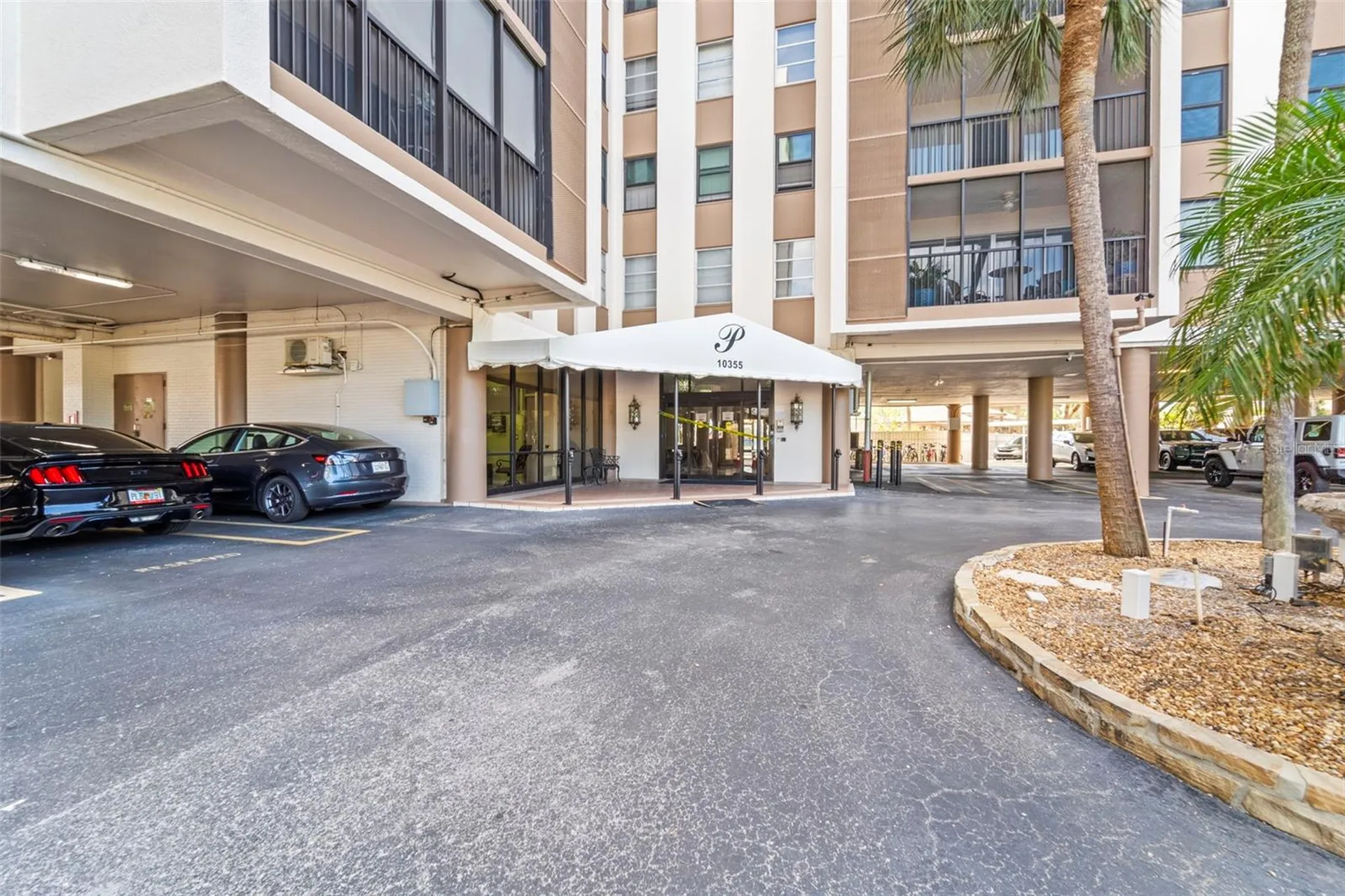 10355 Paradise Boulevard Treasure Island FL 33706