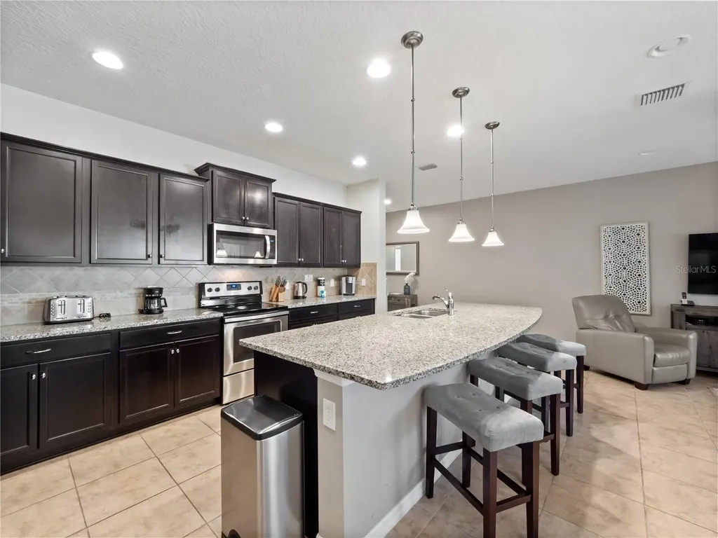 8867 Geneve Court Kissimmee FL 34747