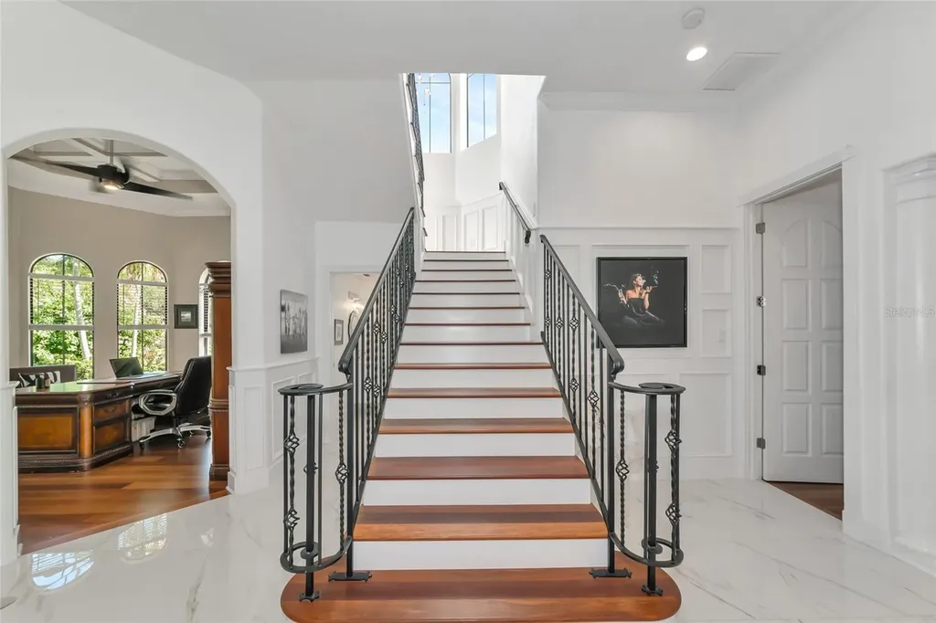 1690 Assisi Drive Sarasota FL 34231