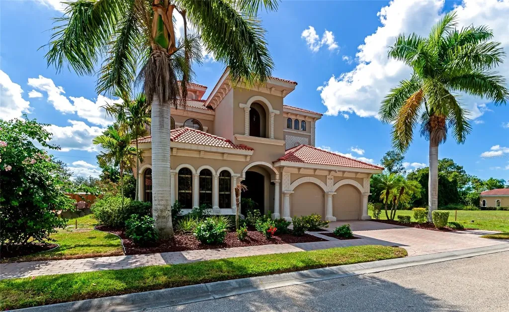 1690 Assisi Drive Sarasota FL 34231