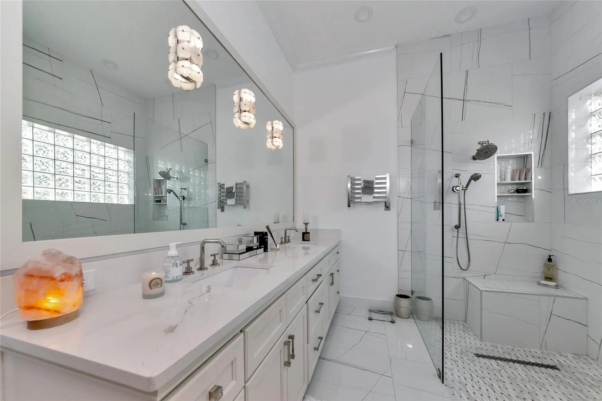 1690 Assisi Drive Sarasota FL 34231