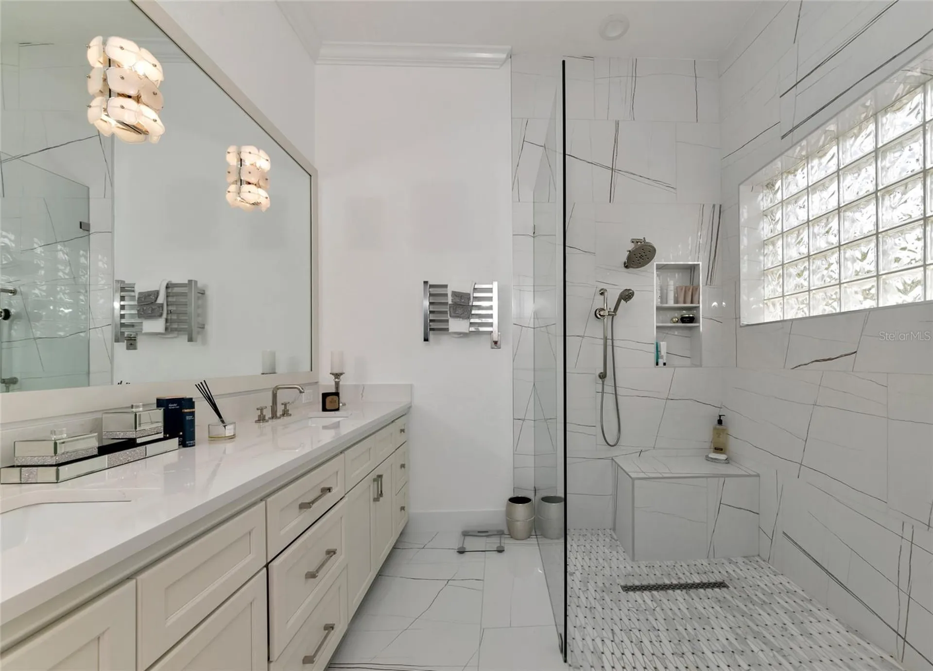 1690 Assisi Drive Sarasota FL 34231