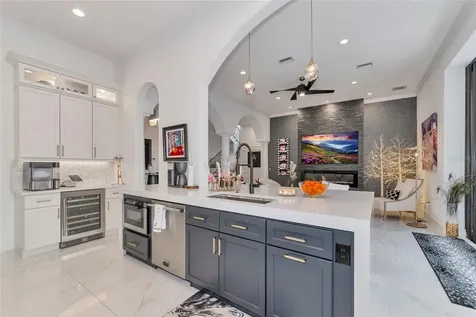 1690 Assisi Drive Sarasota FL 34231
