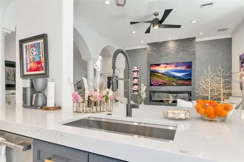 1690 Assisi Drive Sarasota FL 34231