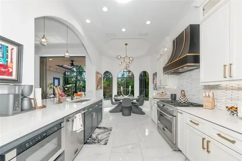 1690 Assisi Drive Sarasota FL 34231
