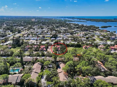 1690 Assisi Drive Sarasota FL 34231