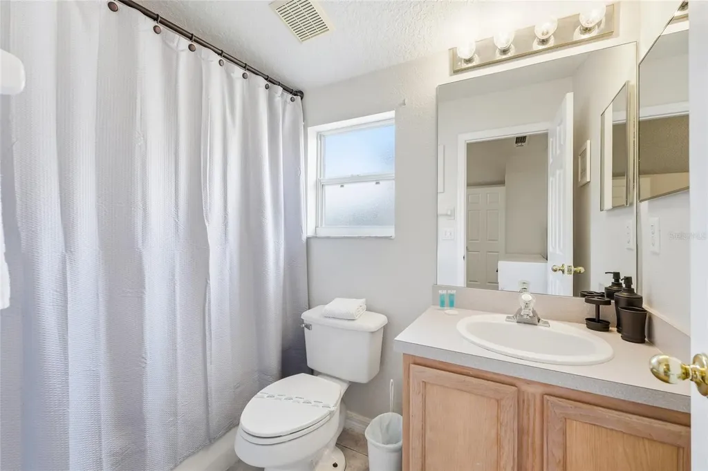 8426 Secret Key Cove Kissimmee FL 34747