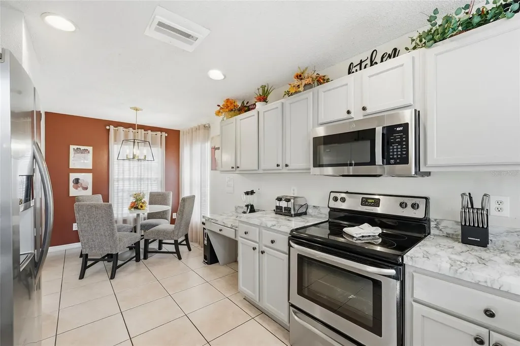 8426 Secret Key Cove Kissimmee FL 34747