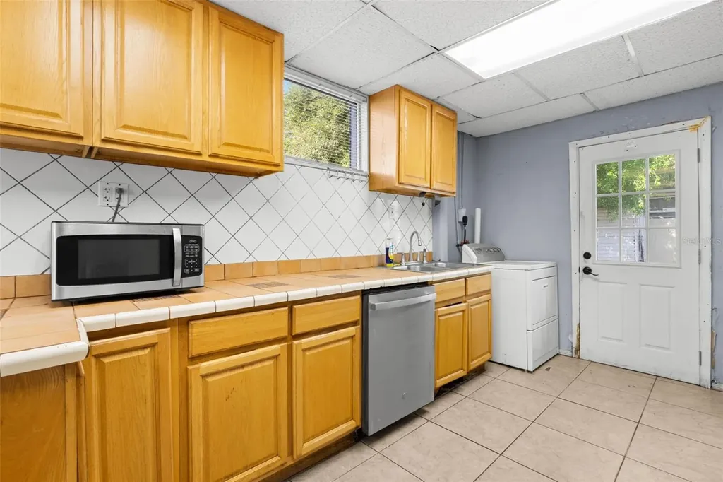 110 N Lincoln Avenue Tampa FL 33609