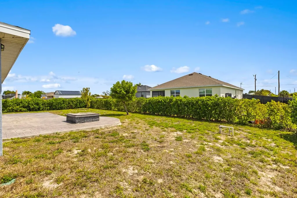 1319 NW 14th Place Cape Coral FL 33993