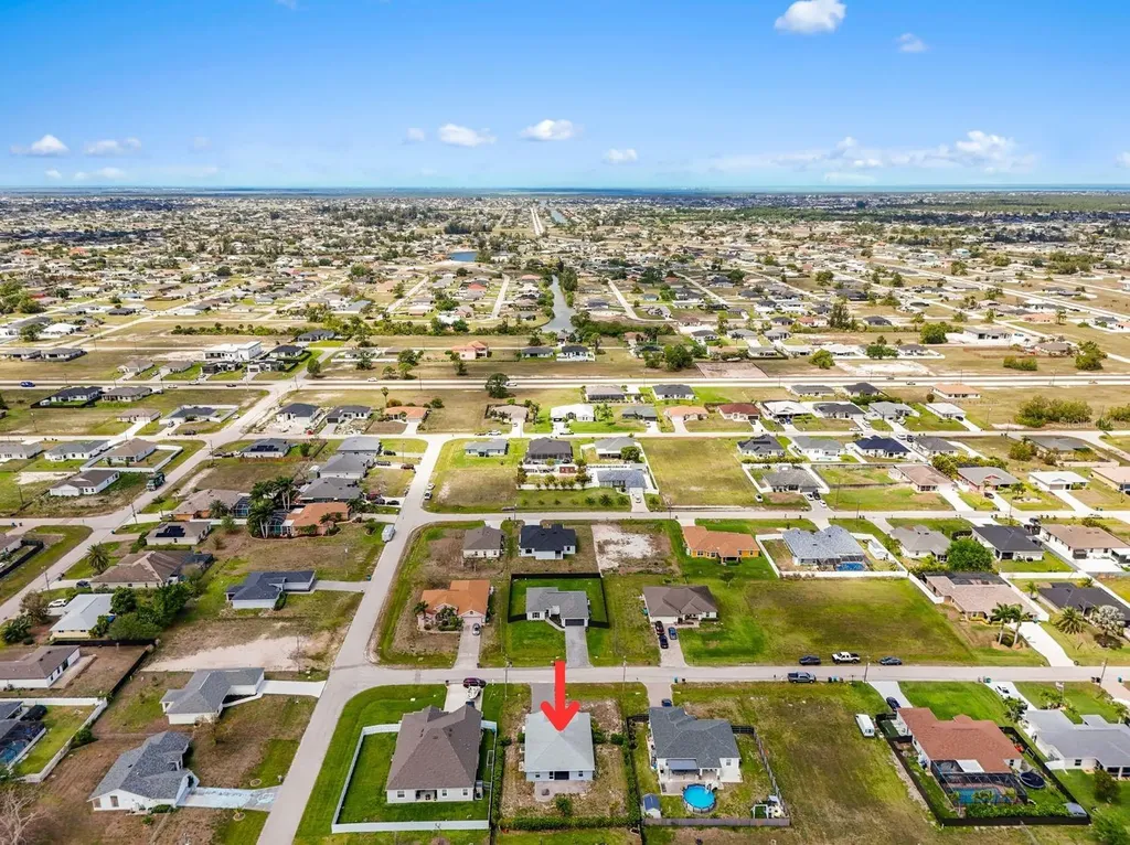 1319 NW 14th Place Cape Coral FL 33993