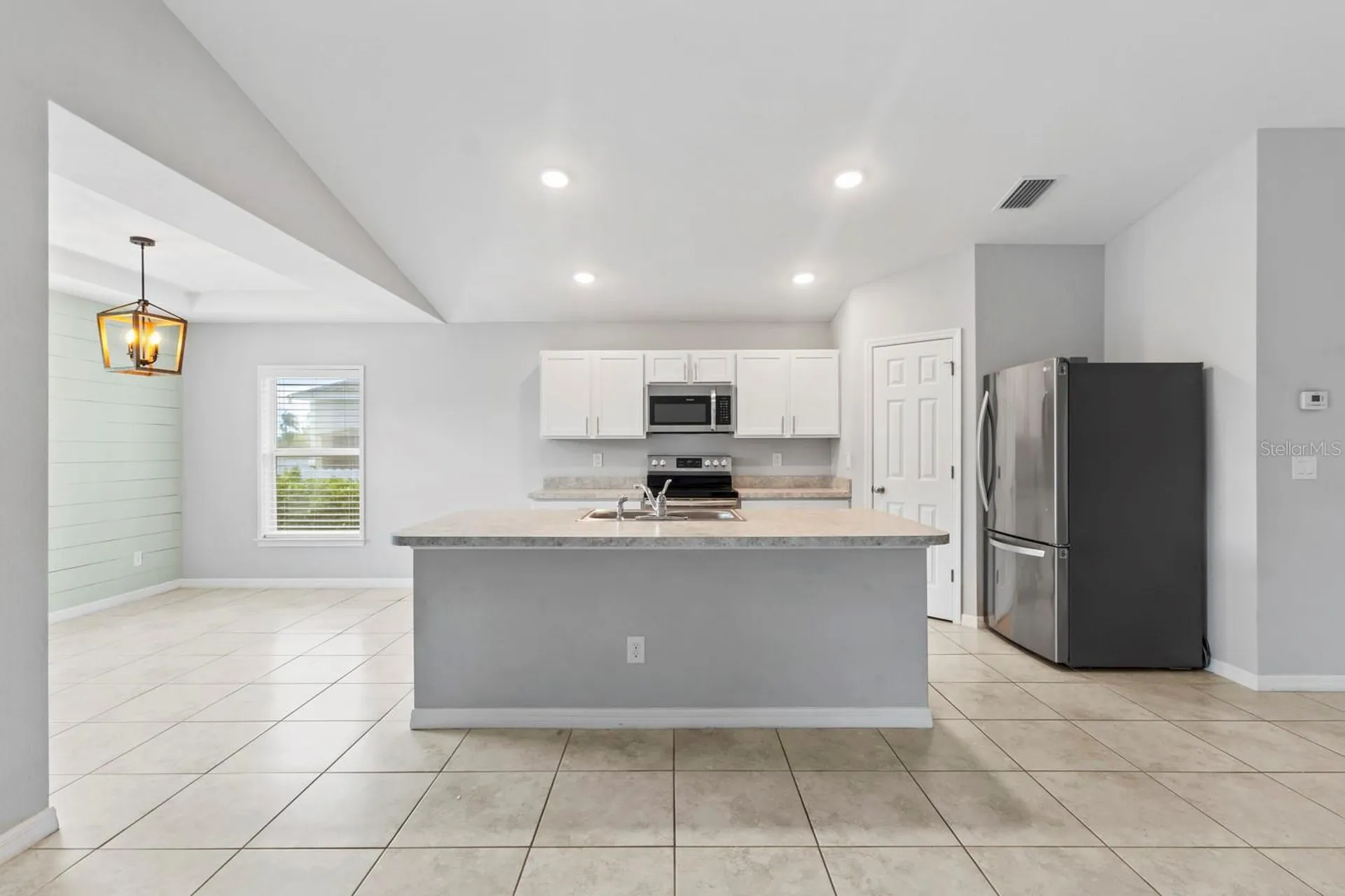 1319 NW 14th Place Cape Coral FL 33993