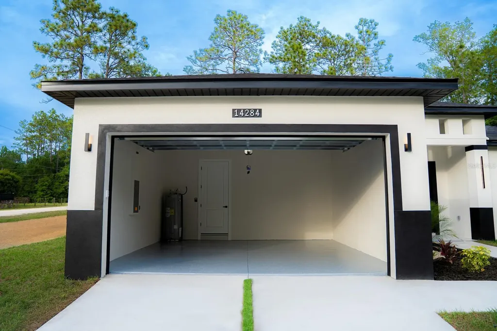 14284 Cedarwood Avenue Brooksville FL 34614