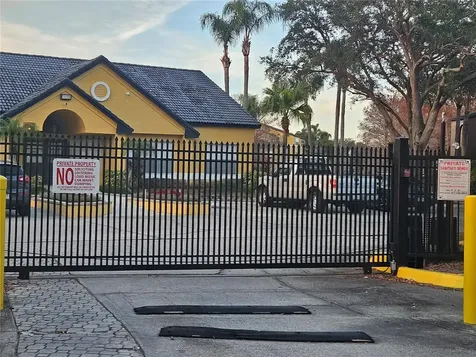 4518 Commander Drive Orlando FL 32822