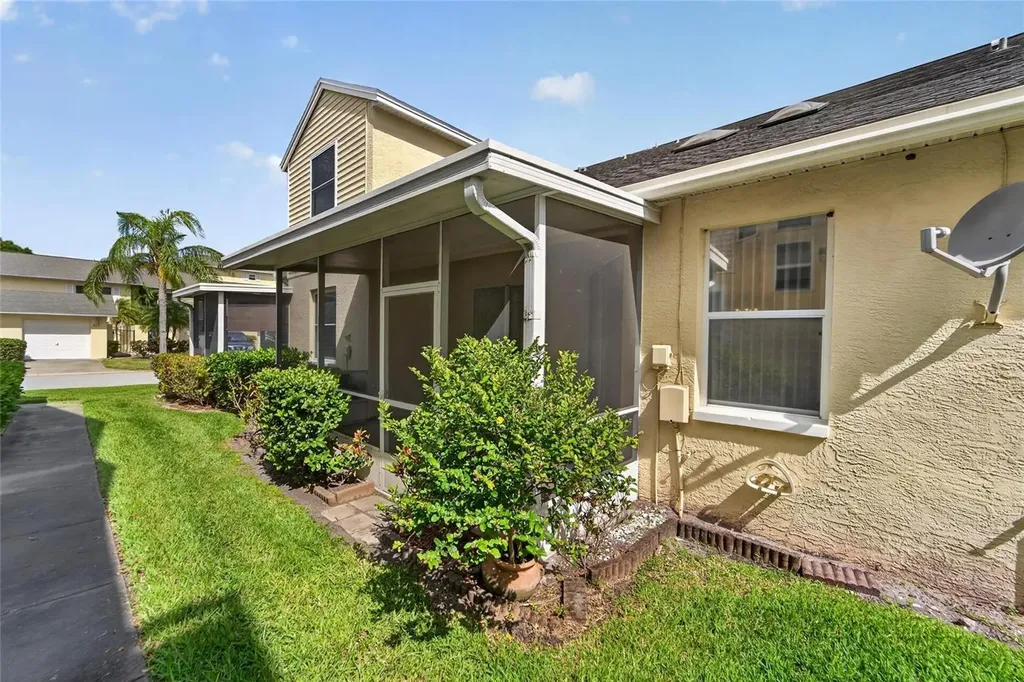 1050 Starkey Road Largo FL 33771