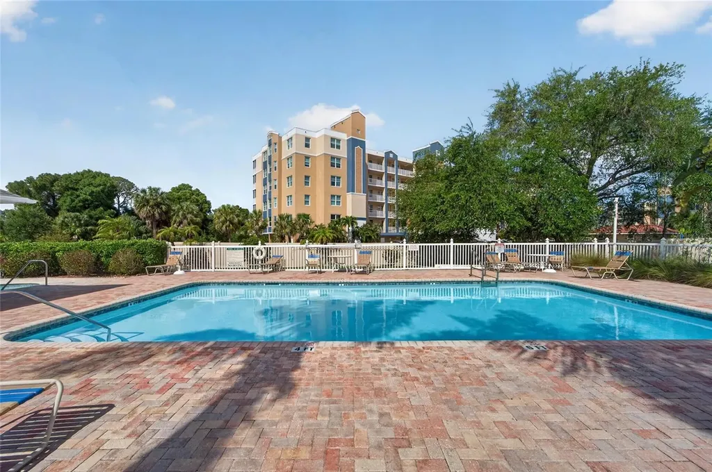 1050 Starkey Road Largo FL 33771