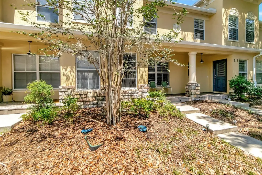 213 Draw Bridge Lane Valrico FL 33594