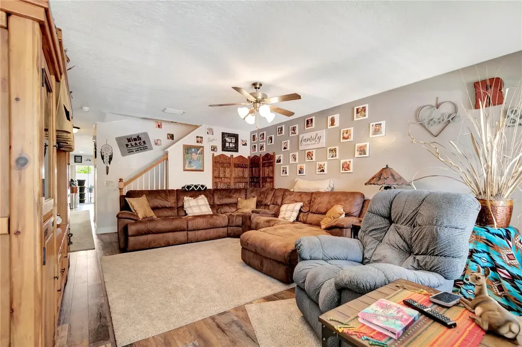 213 Draw Bridge Lane Valrico FL 33594