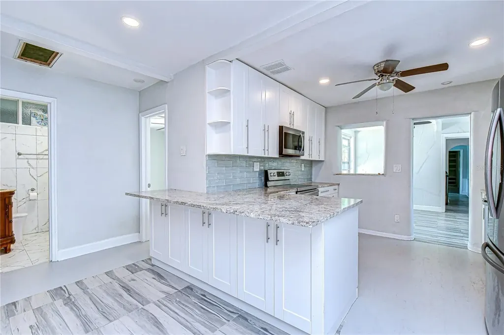 909 Hart Street Clearwater FL 33755