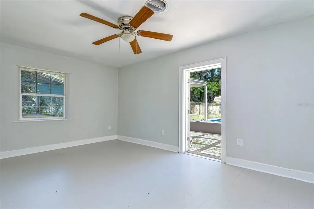 909 Hart Street Clearwater FL 33755