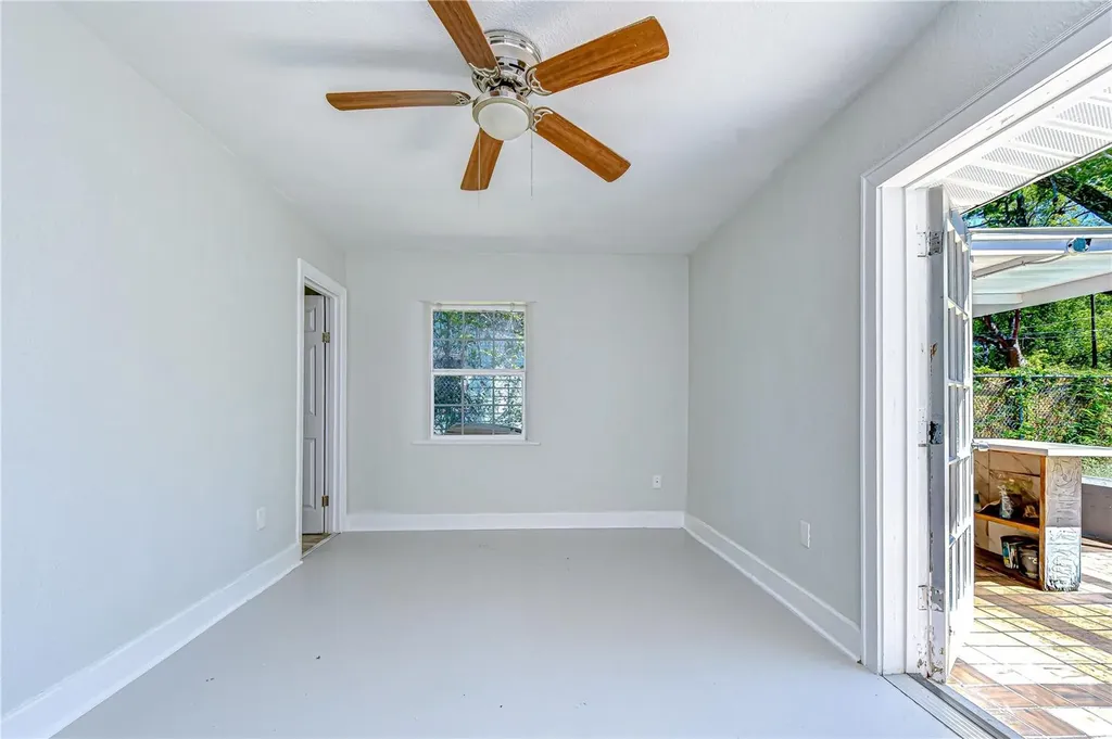 909 Hart Street Clearwater FL 33755