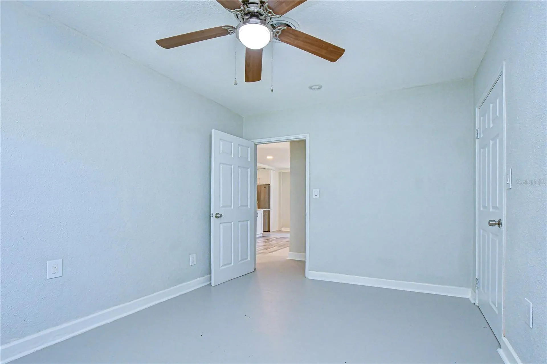 909 Hart Street Clearwater FL 33755