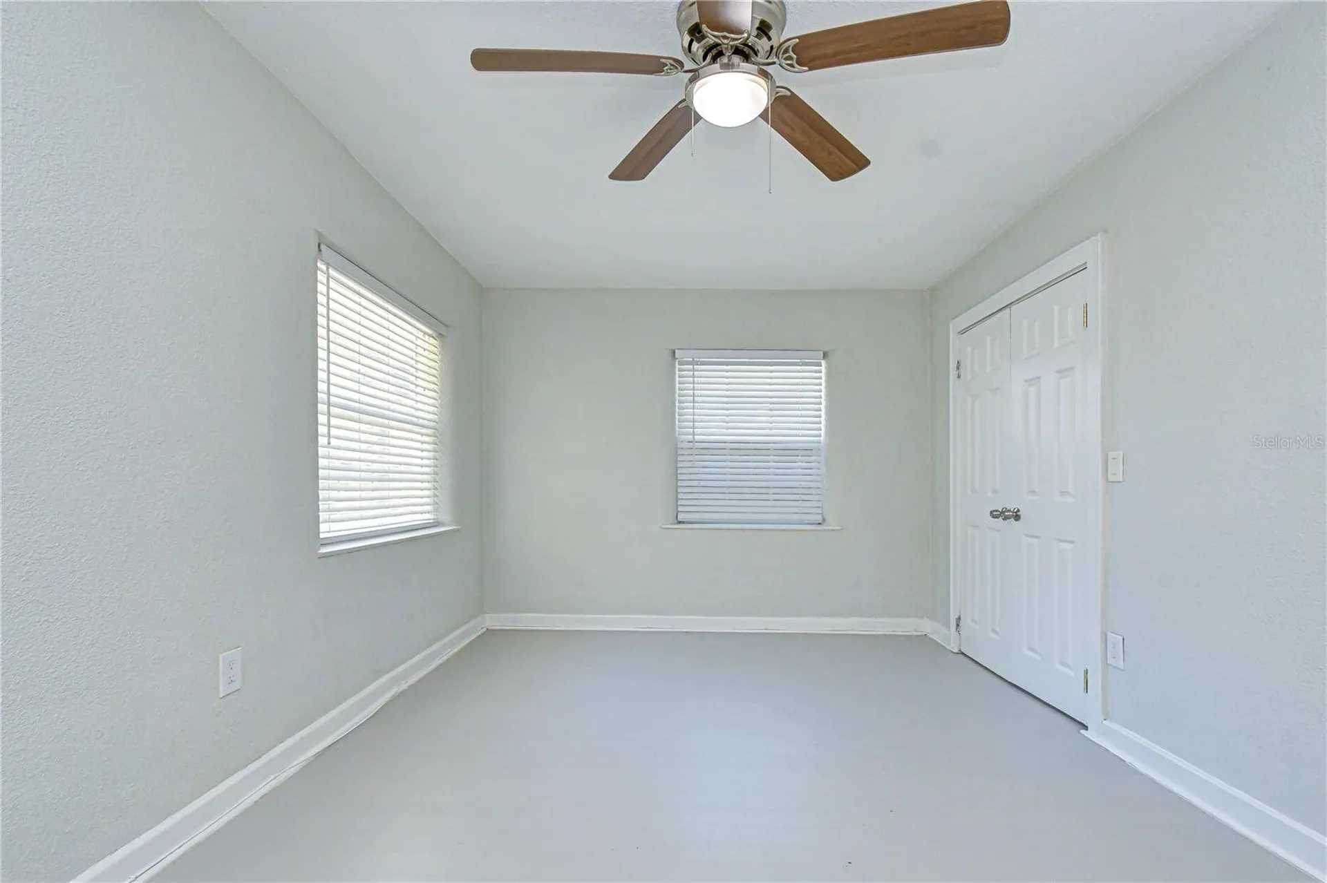 909 Hart Street Clearwater FL 33755