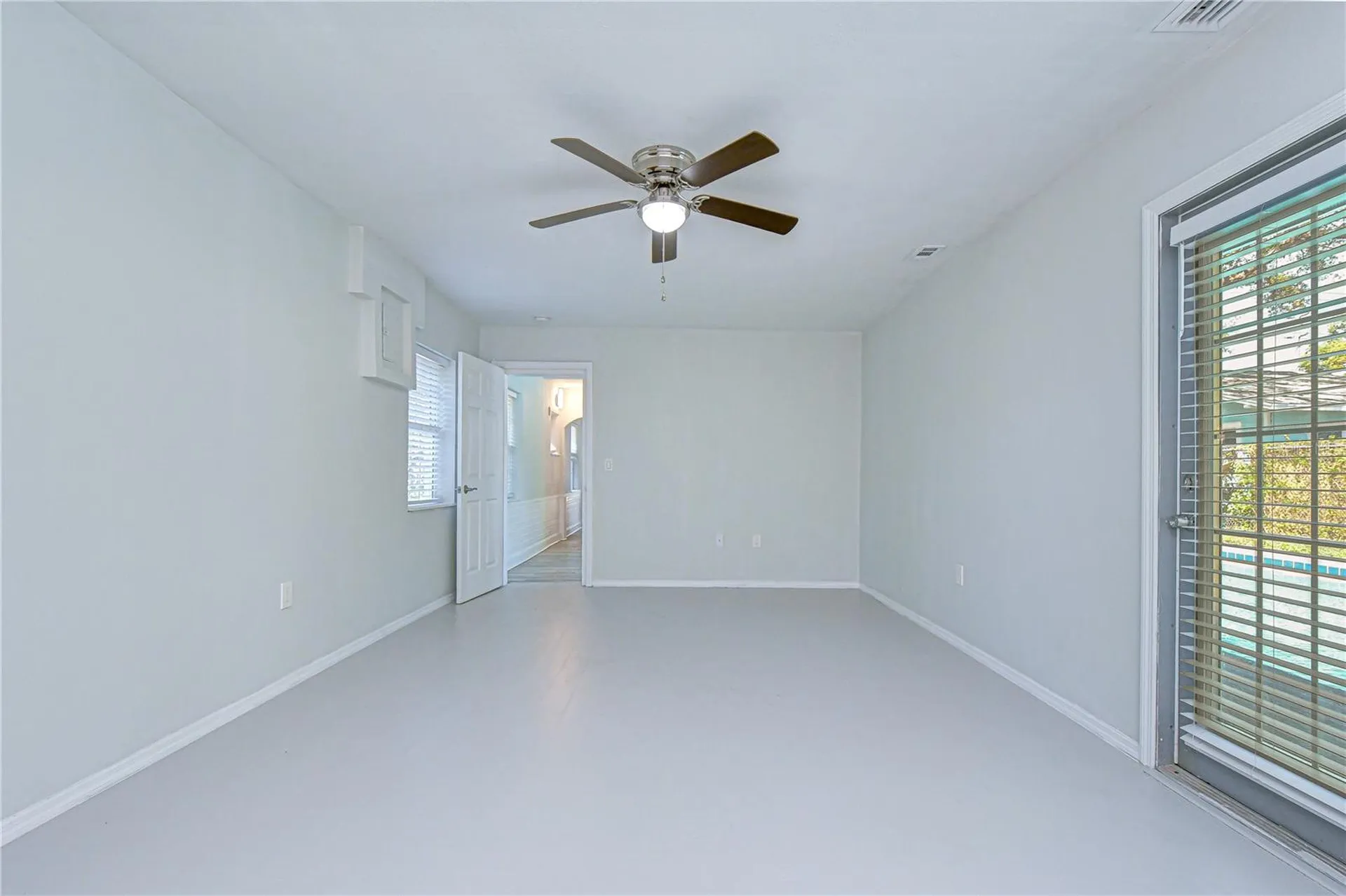 909 Hart Street Clearwater FL 33755