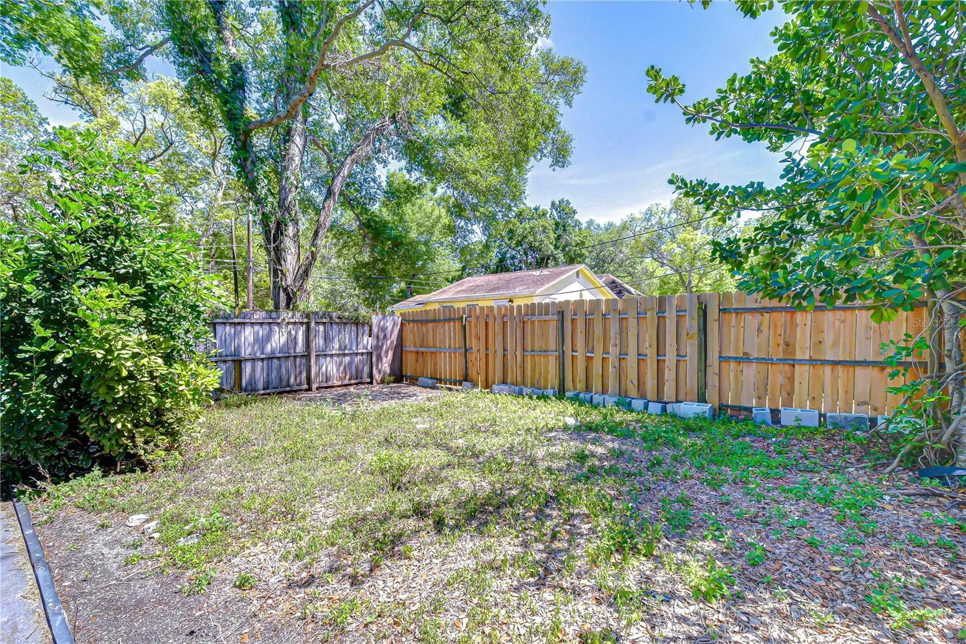 909 Hart Street Clearwater FL 33755