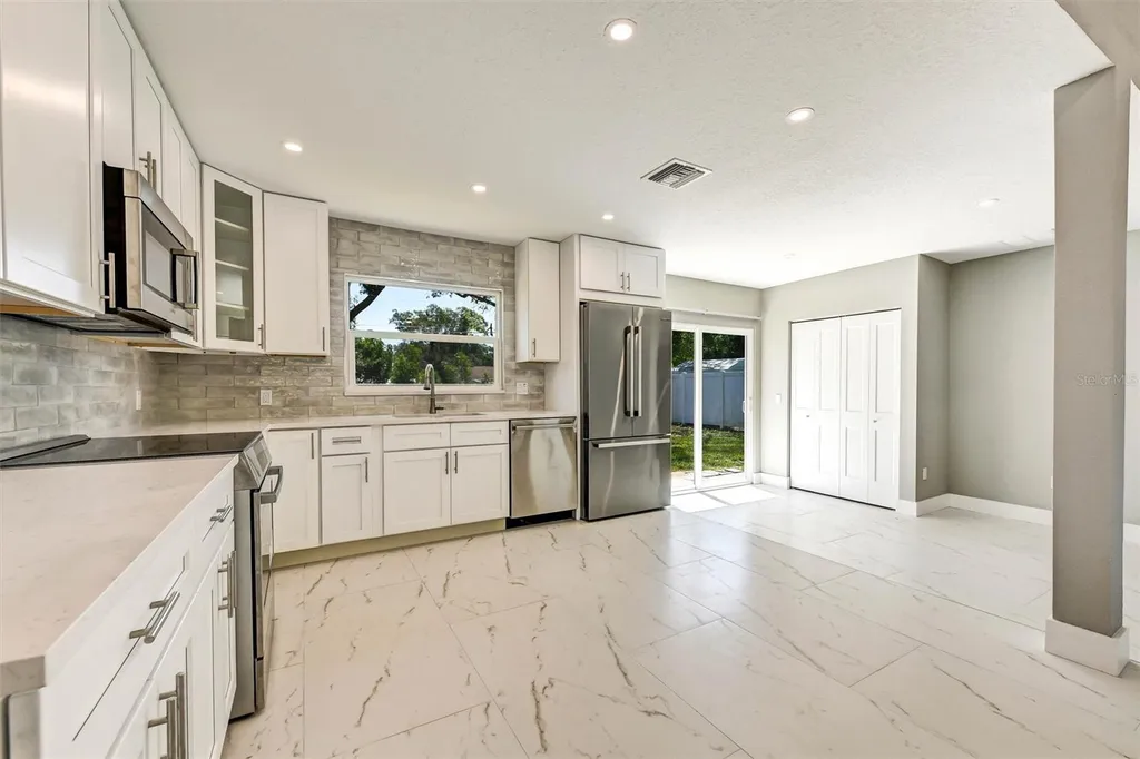 1521 S Jefferson Avenue Clearwater FL 33756