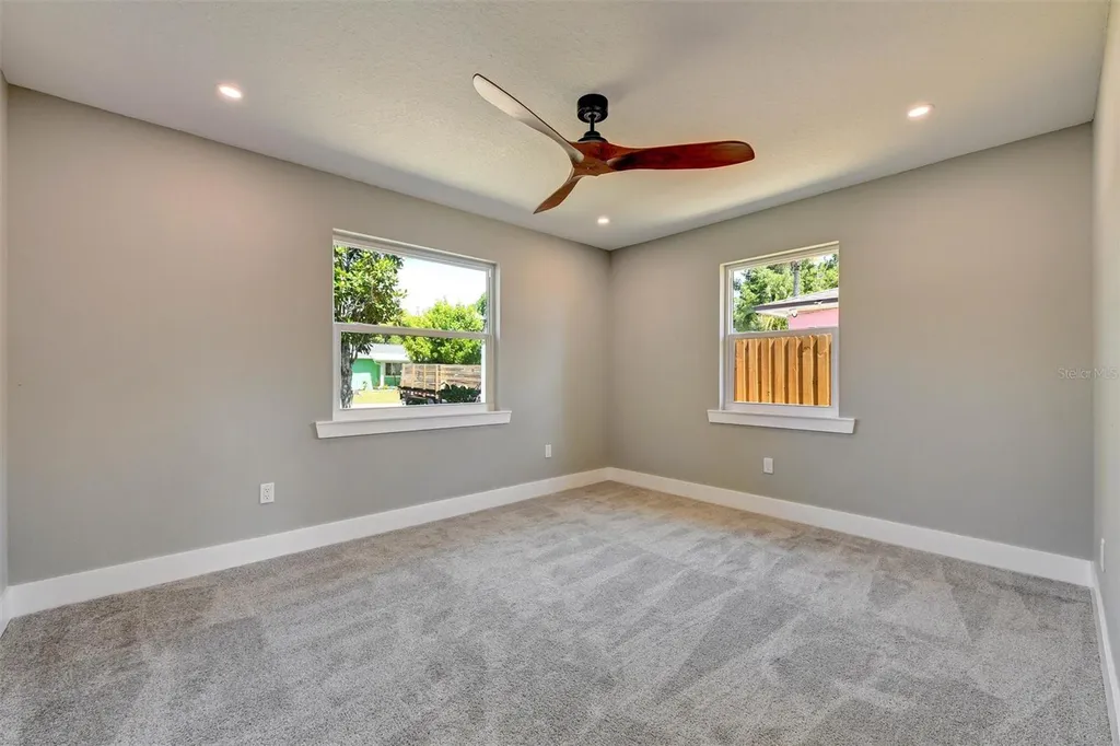 1521 S Jefferson Avenue Clearwater FL 33756
