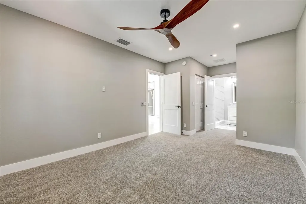 1521 S Jefferson Avenue Clearwater FL 33756